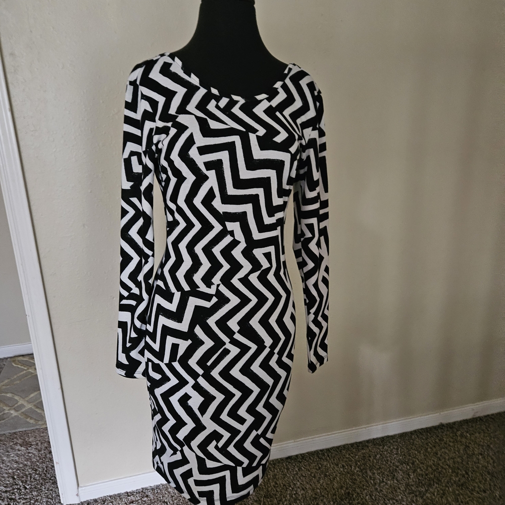 H&M Black and White Cowl Neck Bodycon Dress